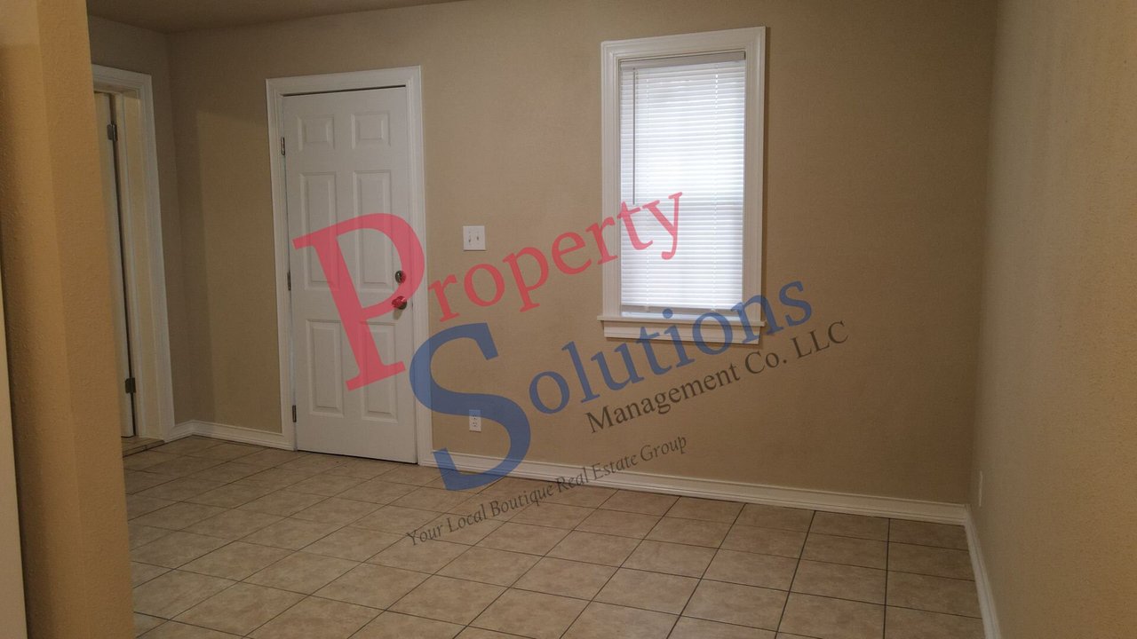 213 W Seneca St Unit 1 Tahlequah, OK 74464