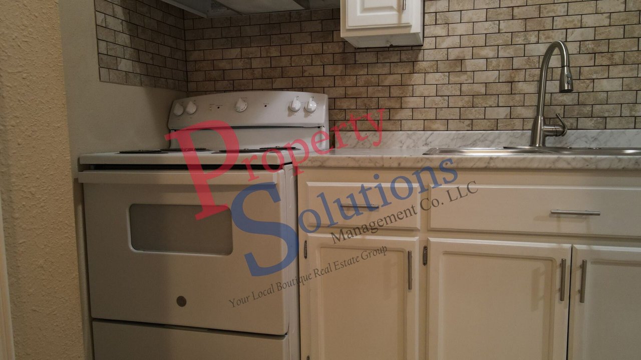 213 W Seneca St Unit 1 Tahlequah, OK 74464