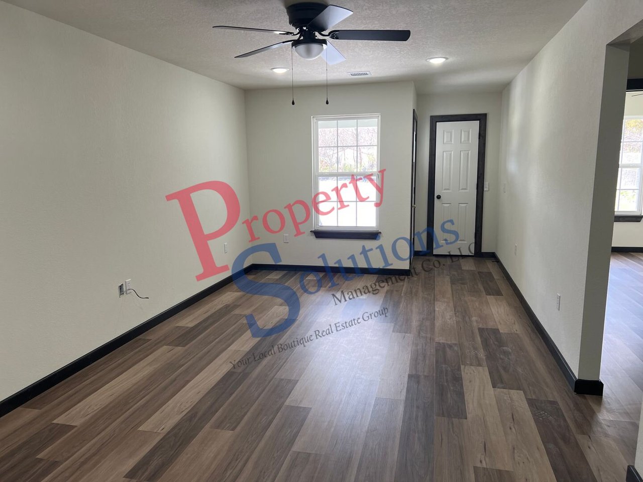 1005 S Cherokee Tahlequah, OK 74464