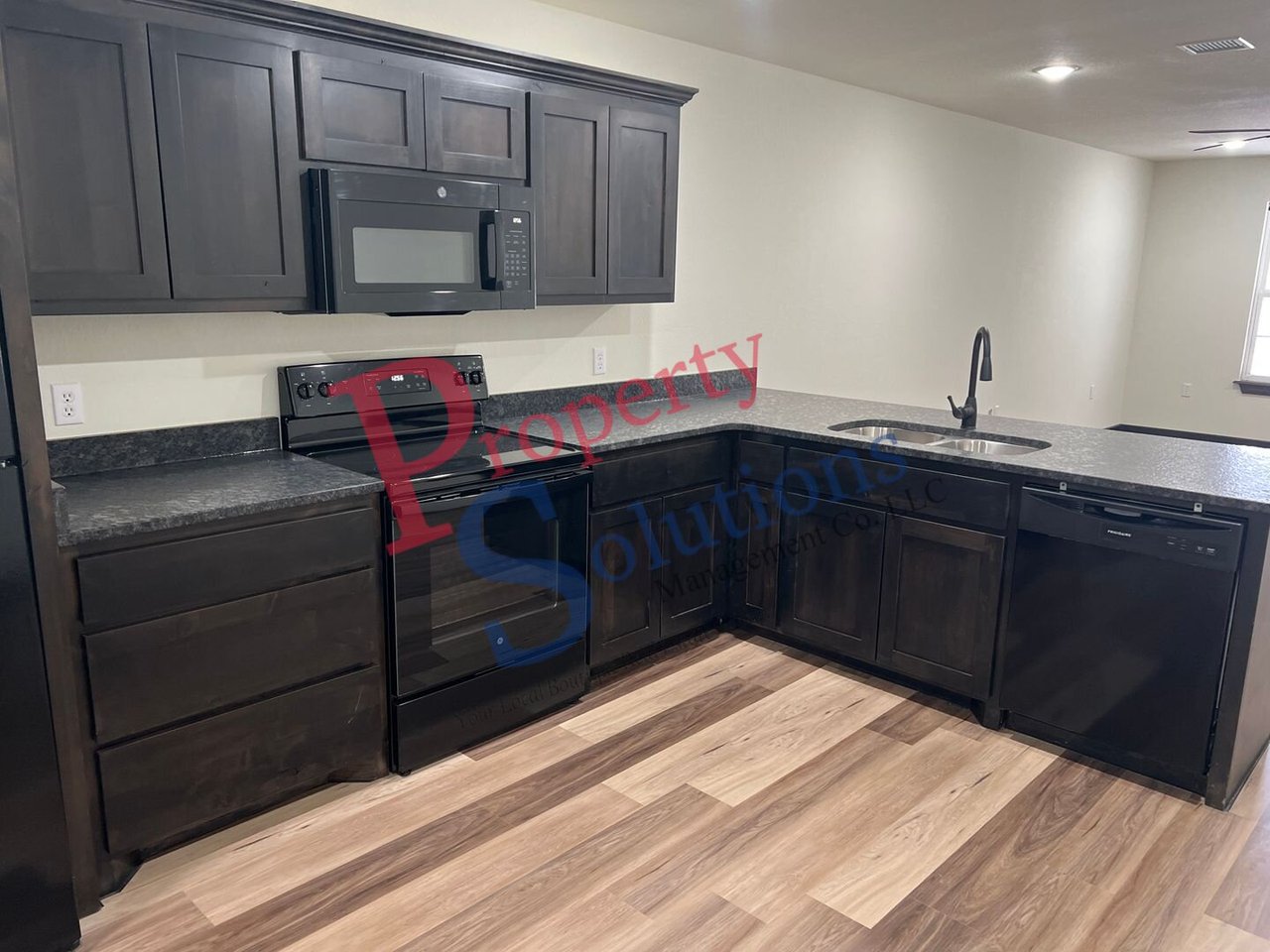 1005 S Cherokee Tahlequah, OK 74464