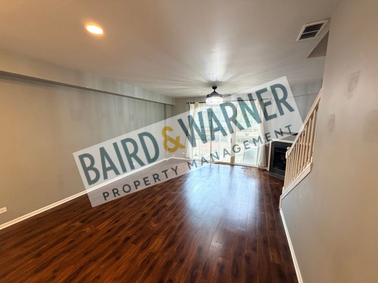 2518 Carrolwood Rd Naperville, IL 60540