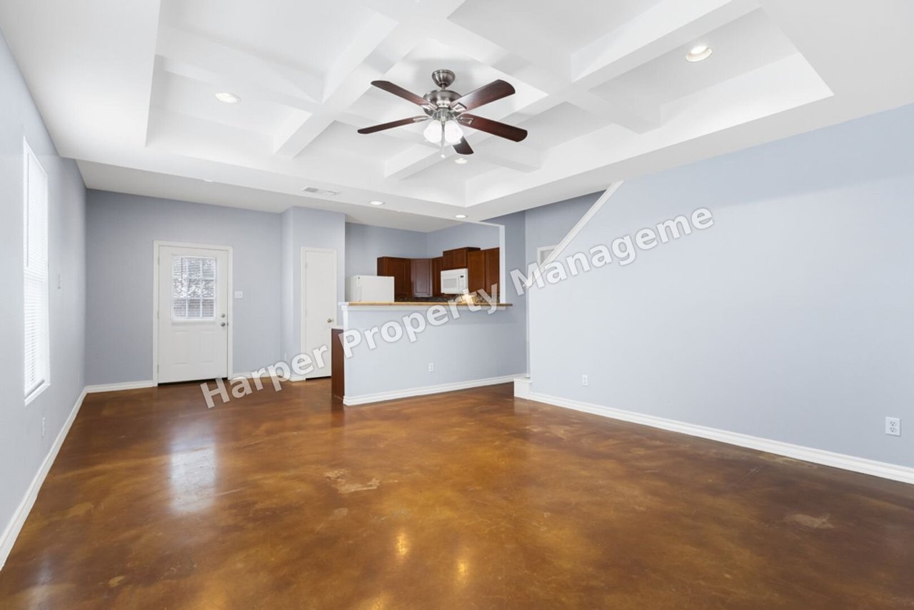 5002 Summit Wood #4 #4 San Antonio, TX 78229