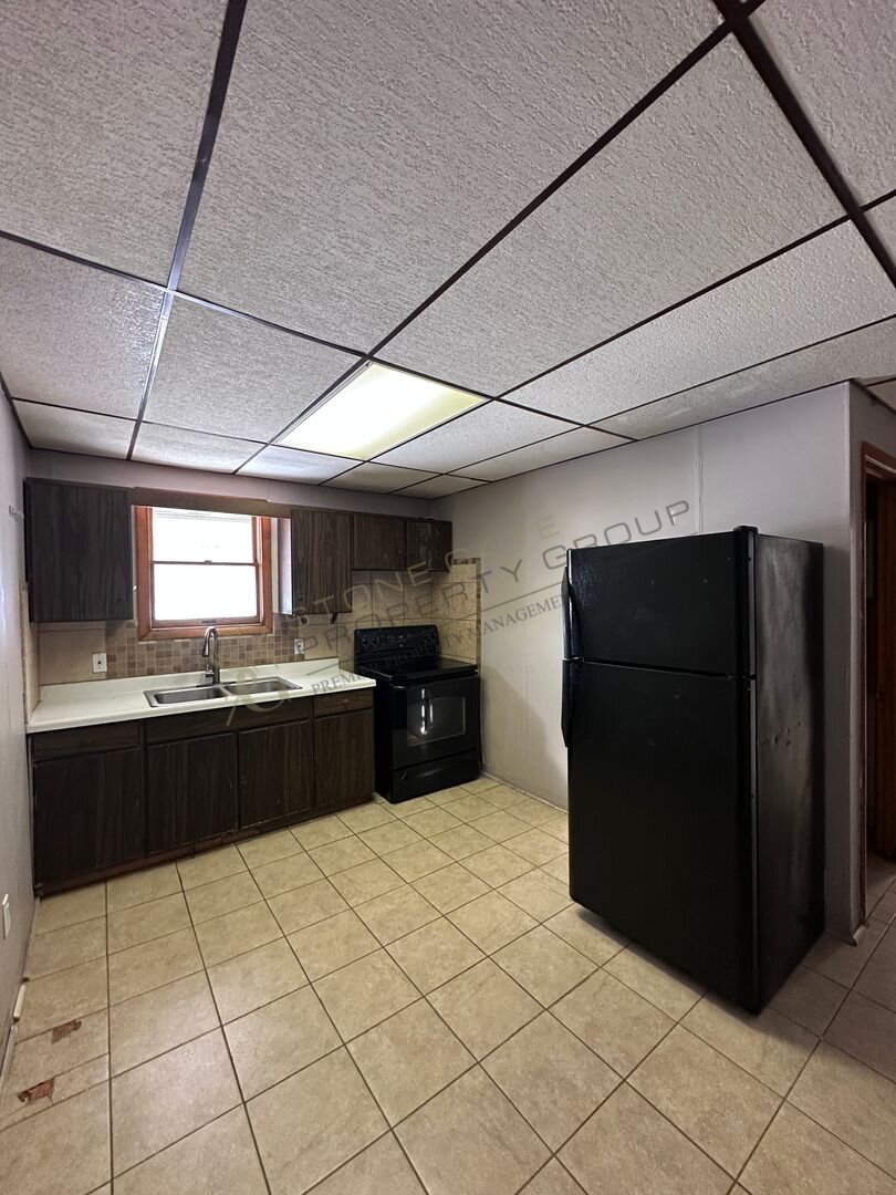 606 W Main St 606 W Main 102 Plymouth, PA 18651