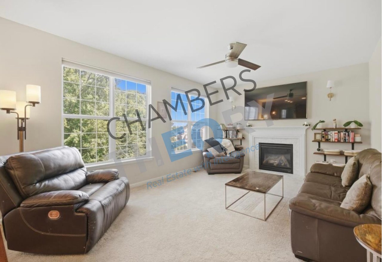 3324 Eagle Ridge Dr Woodbridge, VA 22191