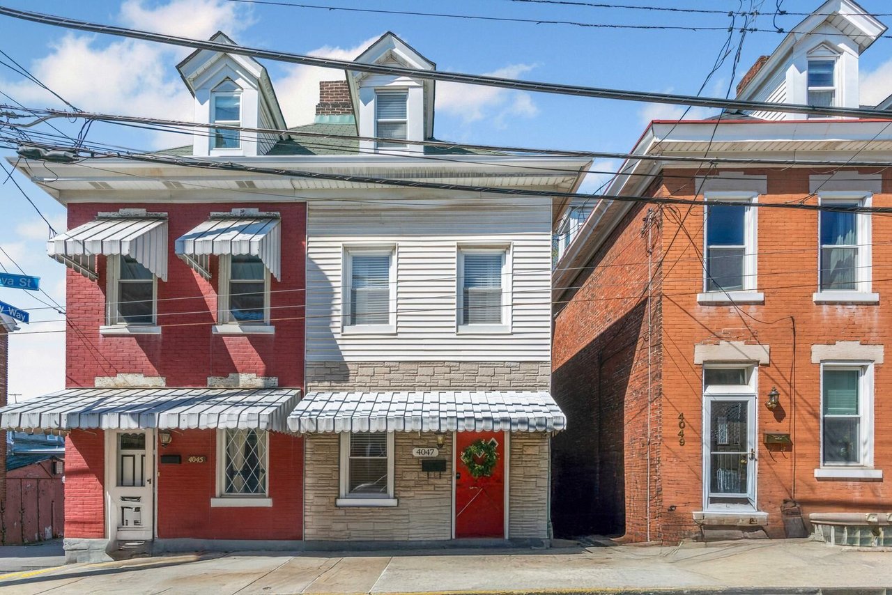 4047 Geneva St Pittsburgh, PA 15201
