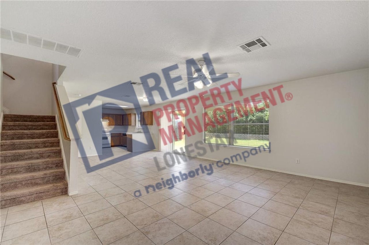 205 Spring Branch Loop Kyle, TX 78640