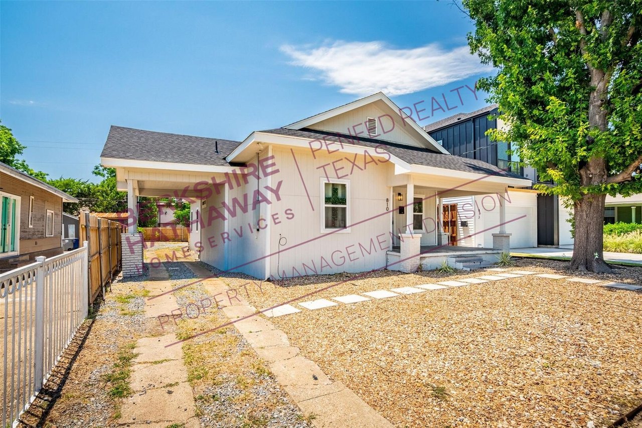 808 W 10th St Dallas, TX 75208