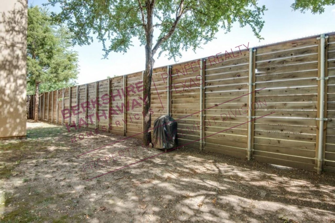 5111 Manett Street Unit #104 Dallas, TX 75206
