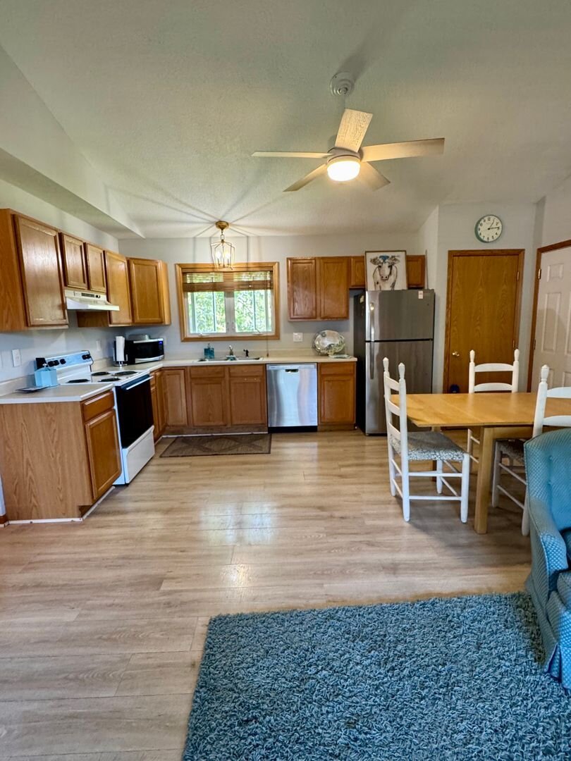 6209 Kelling Street Davenport, IA 52806
