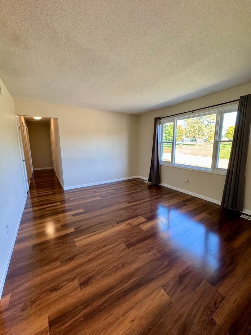 1969 Queens Drive Bettendorf, IA 52722