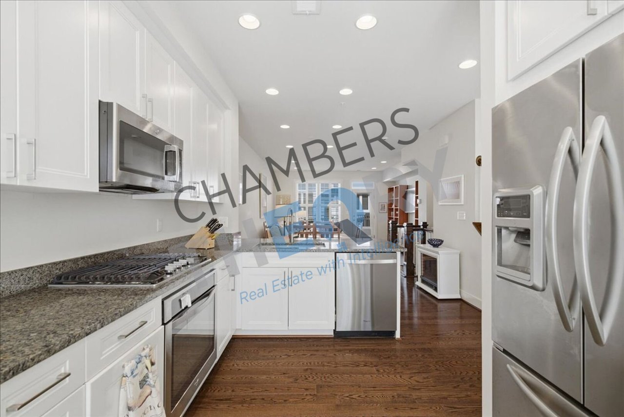 15 Ellsworth Heights St Silver Spring, MD 20910