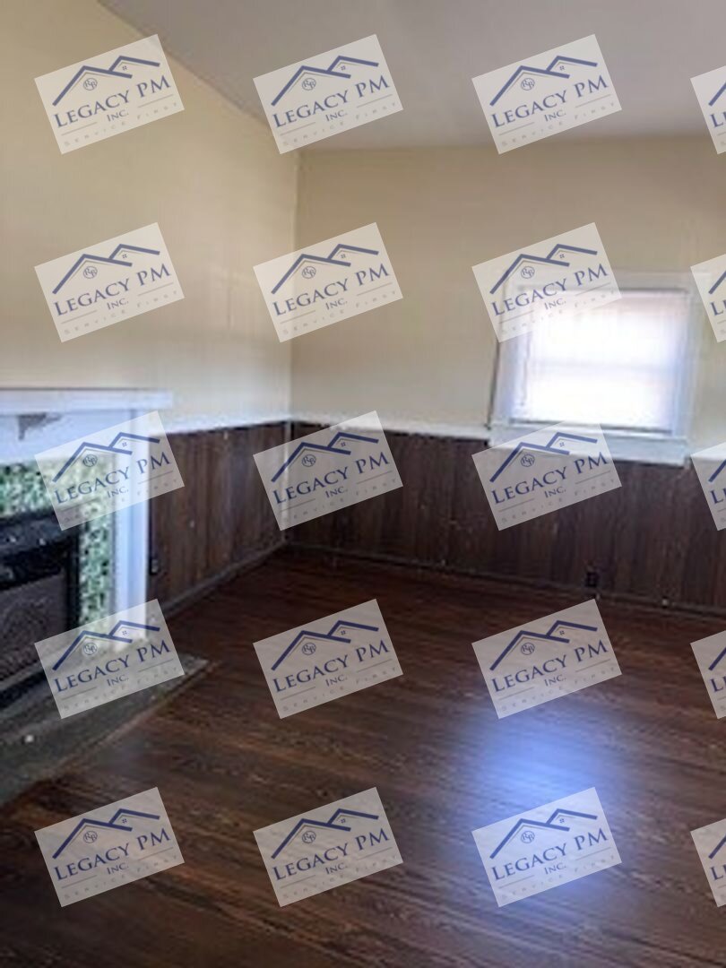 305-A S. Fisher Street Burlington, NC 27215