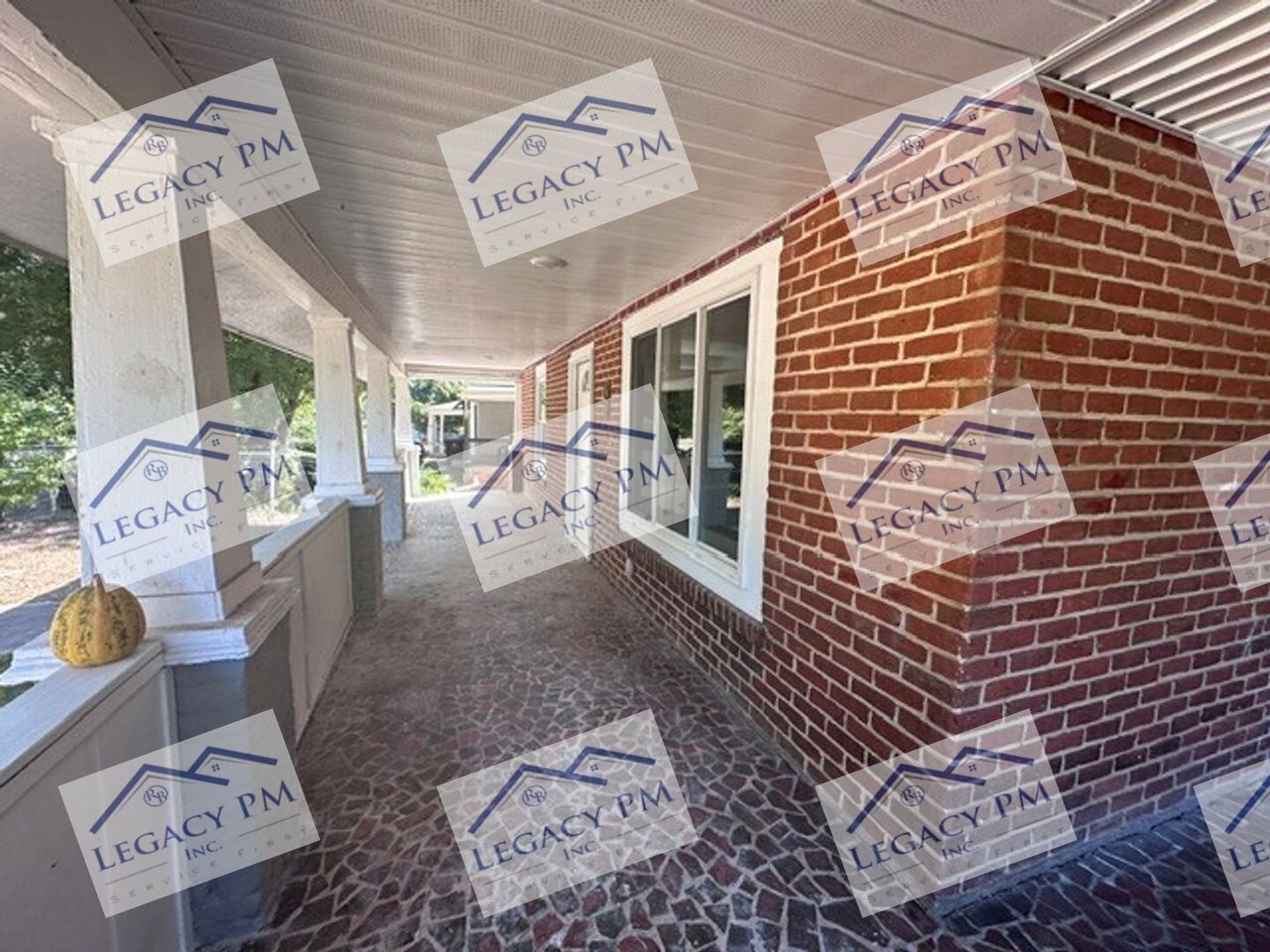 1526 NE 25th St Winston Salem, NC 27105