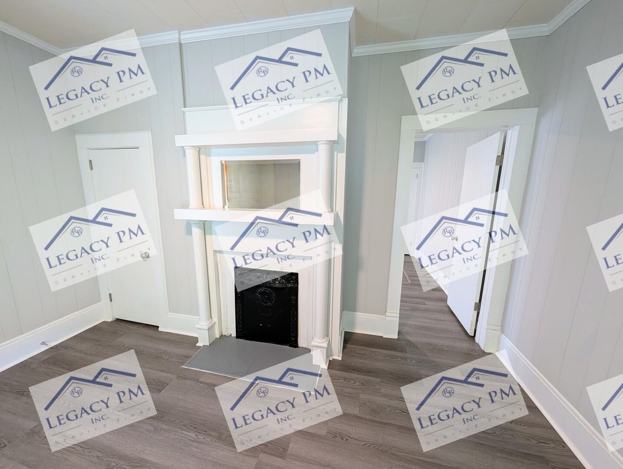 111 / 113 Stagg Street - 115 Stagg St Burlington, NC 27217