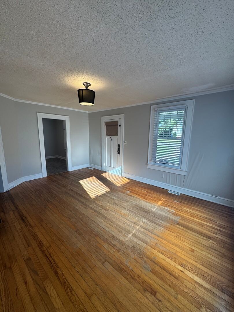 109 Connecticut Ave Greer, SC 29650
