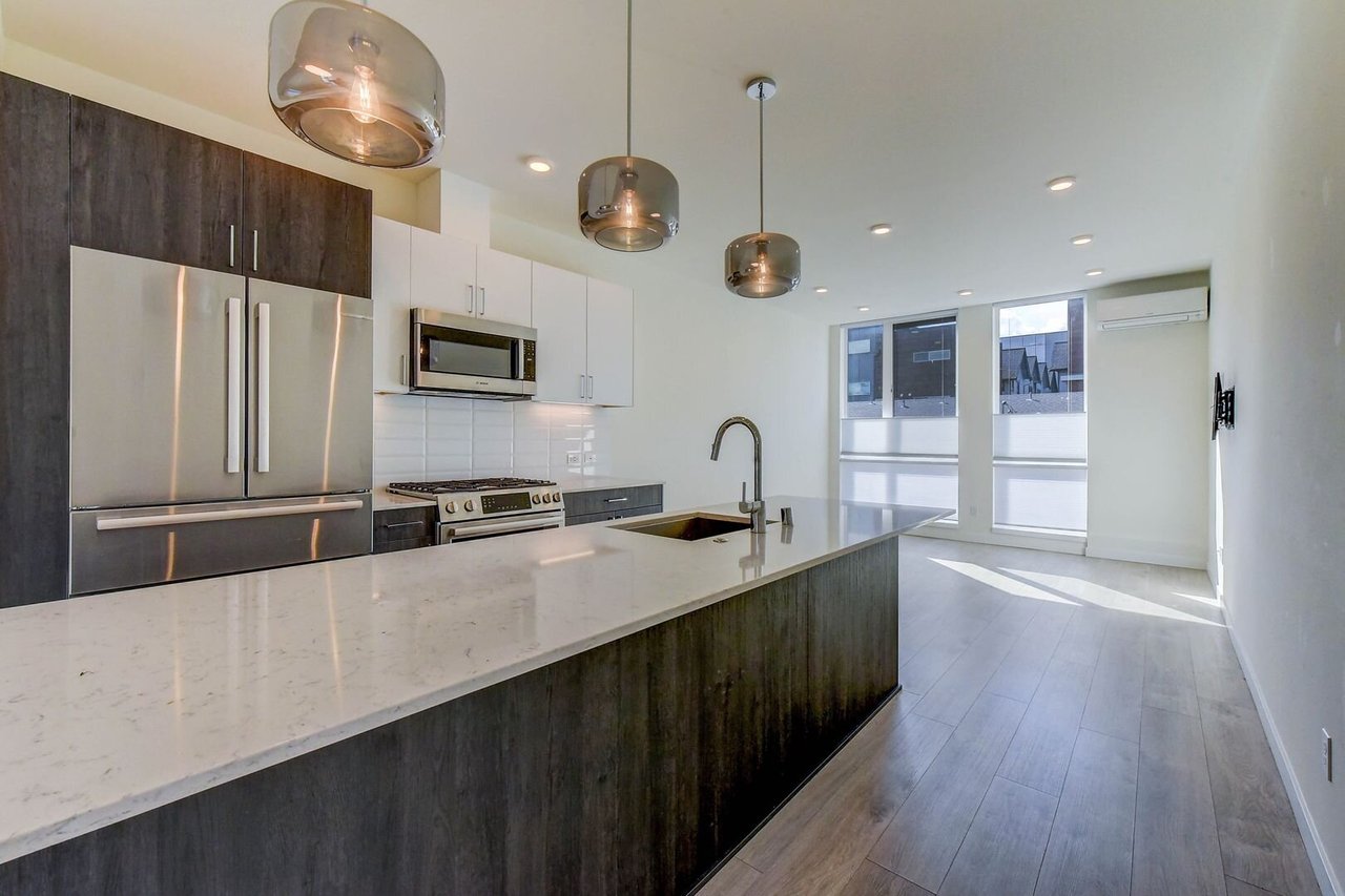 6419 14th Avenue NW Seattle, WA 98107-2235