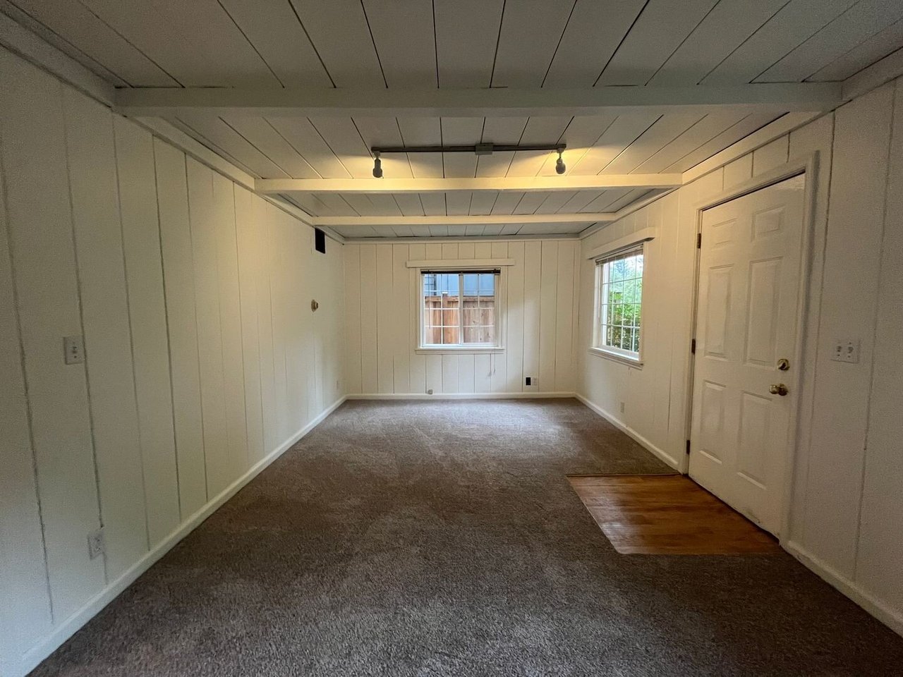 2727-B NE 92nd Street Seattle, WA 98115