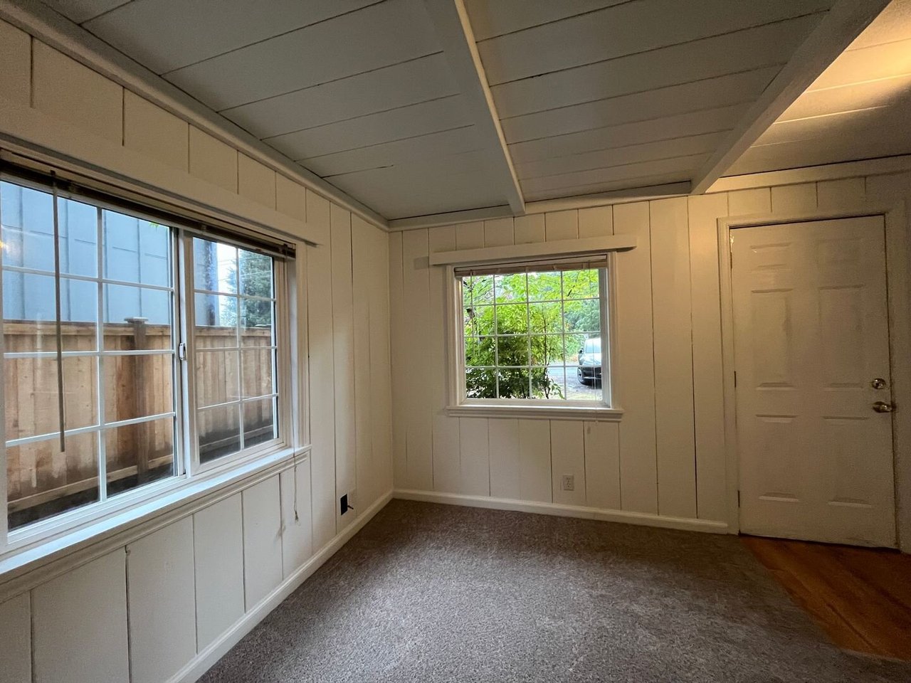 2727-B NE 92nd Street Seattle, WA 98115