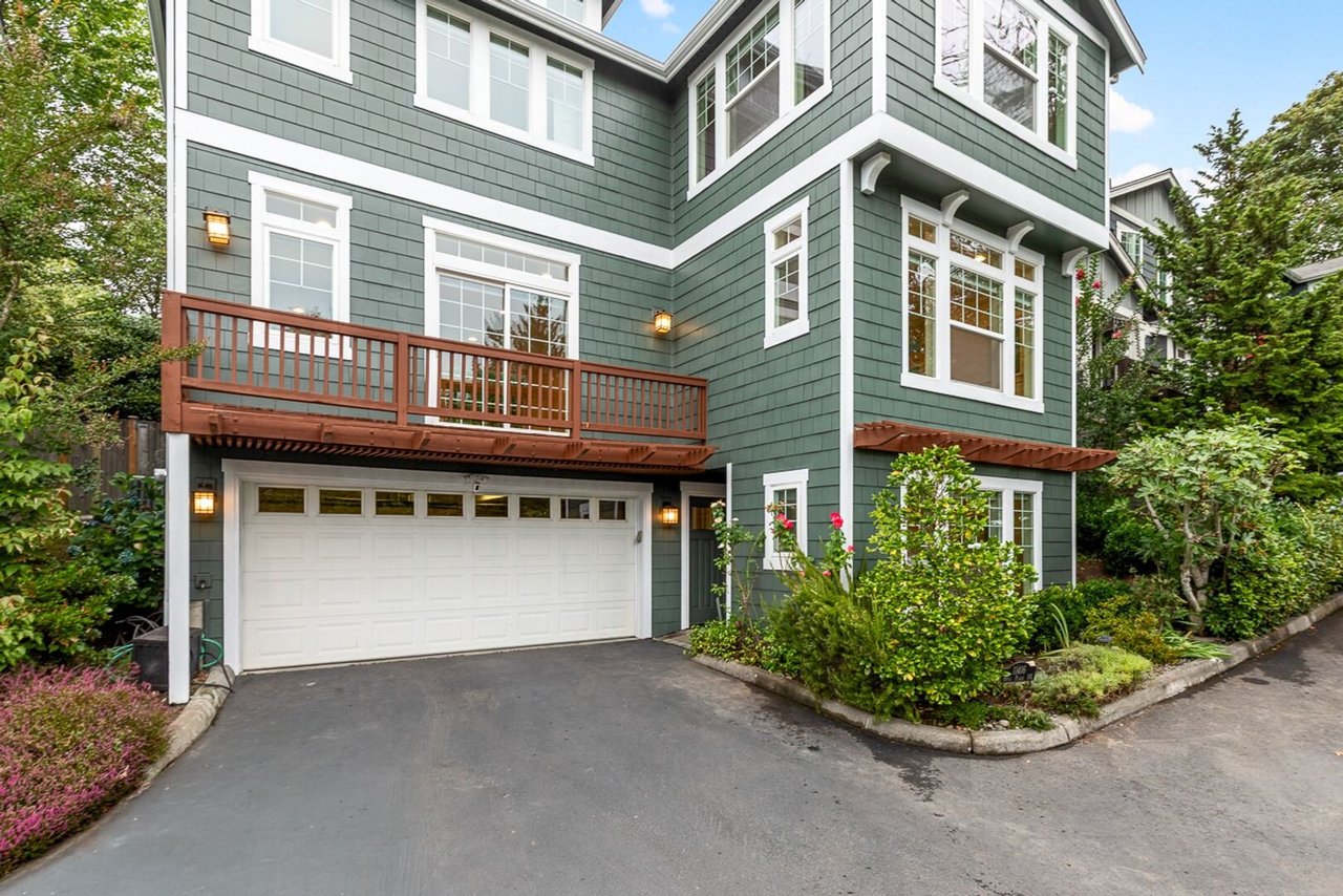 11416 99th Pl NE Kirkland, WA 98033