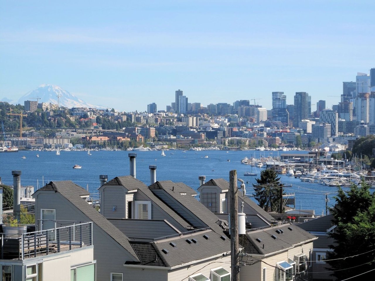 3652 Whitman Ave N Seattle, WA 98103-8720