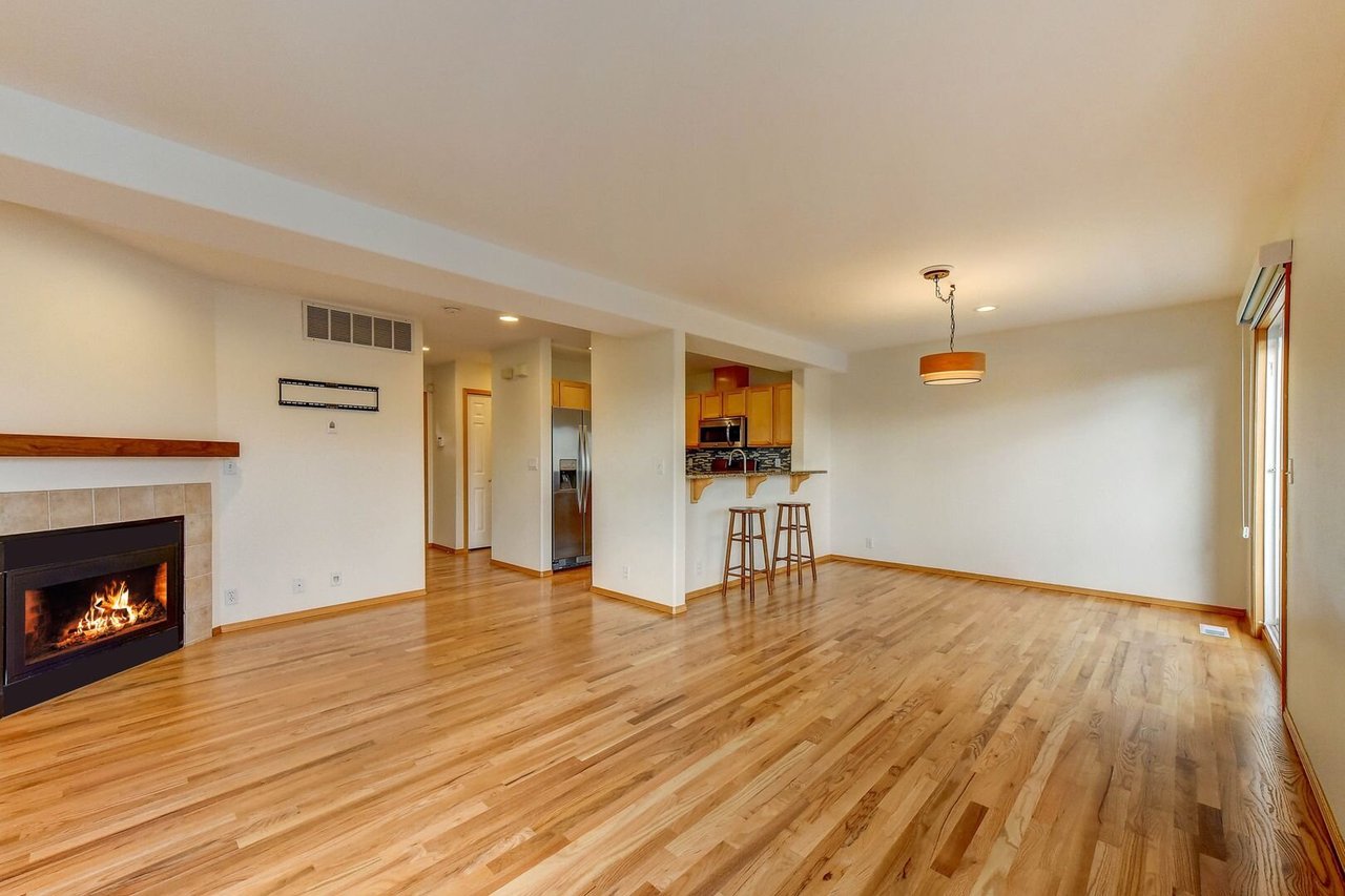3652 Whitman Ave N Seattle, WA 98103-8720