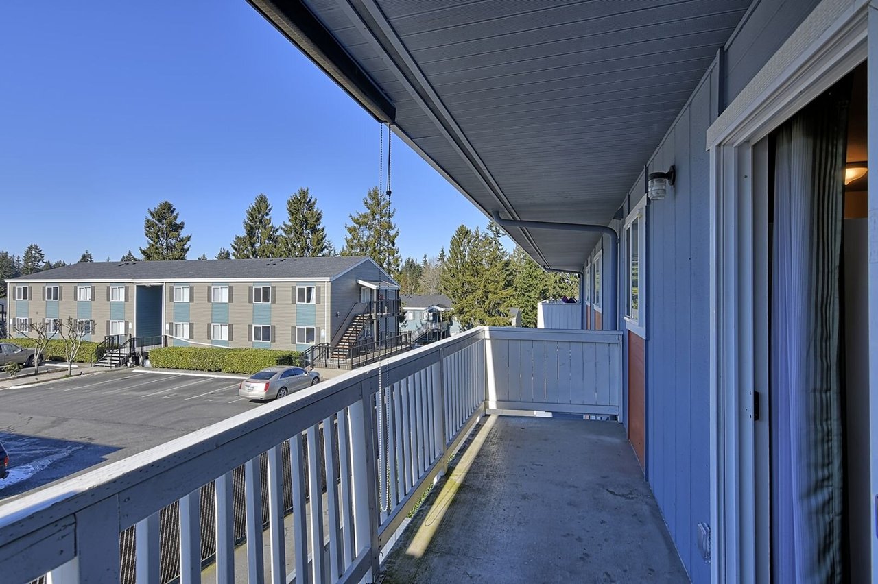 713 75th St SE Unit A204 Everett, WA 98203