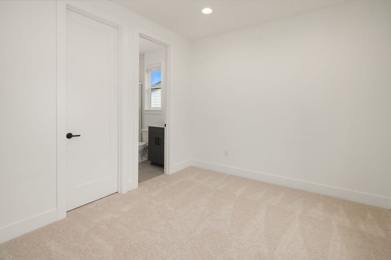 7967 112th Lane Newcastle, WA 98056