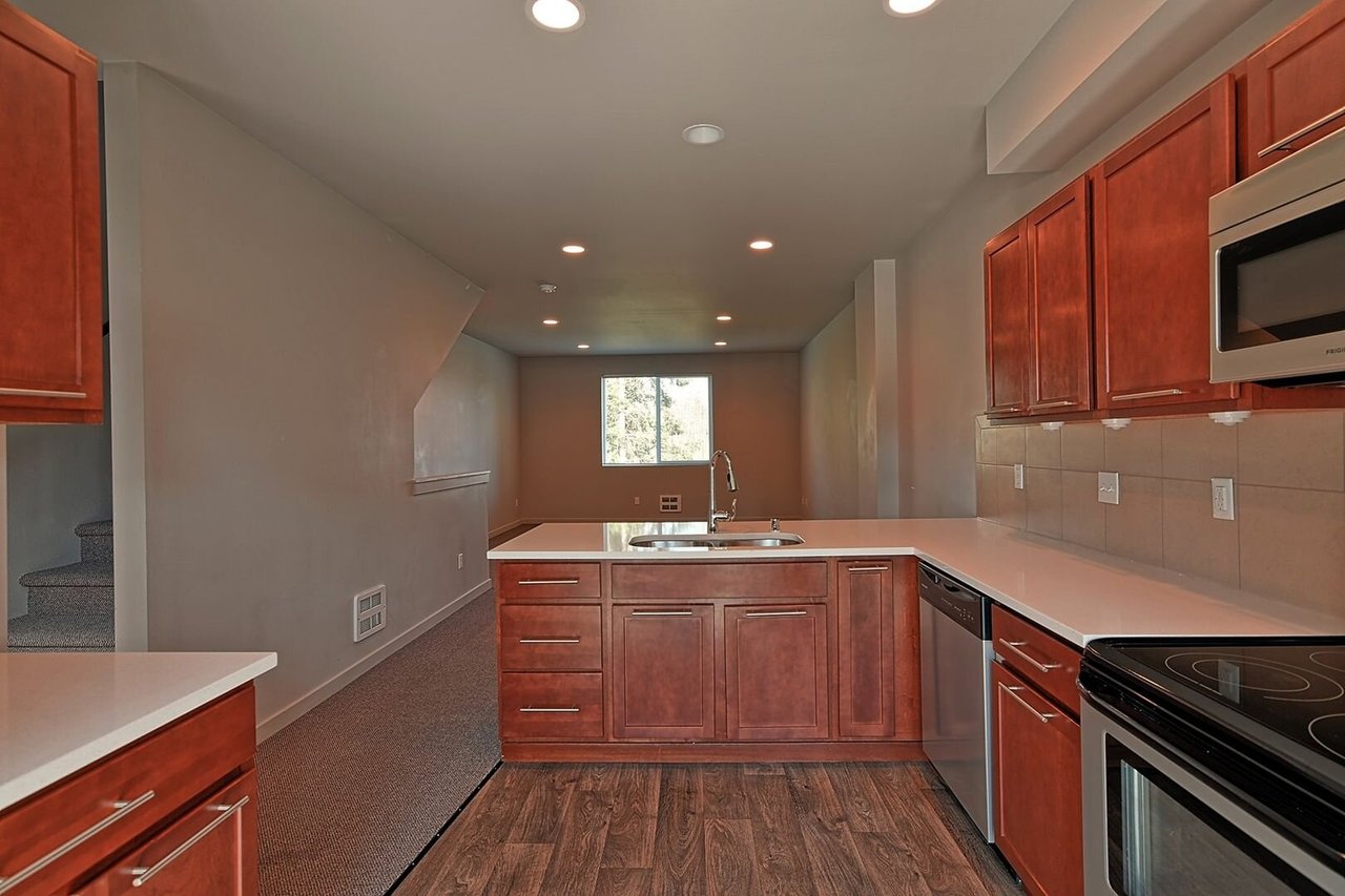 10610   14th Drive SE Everett, WA 98208