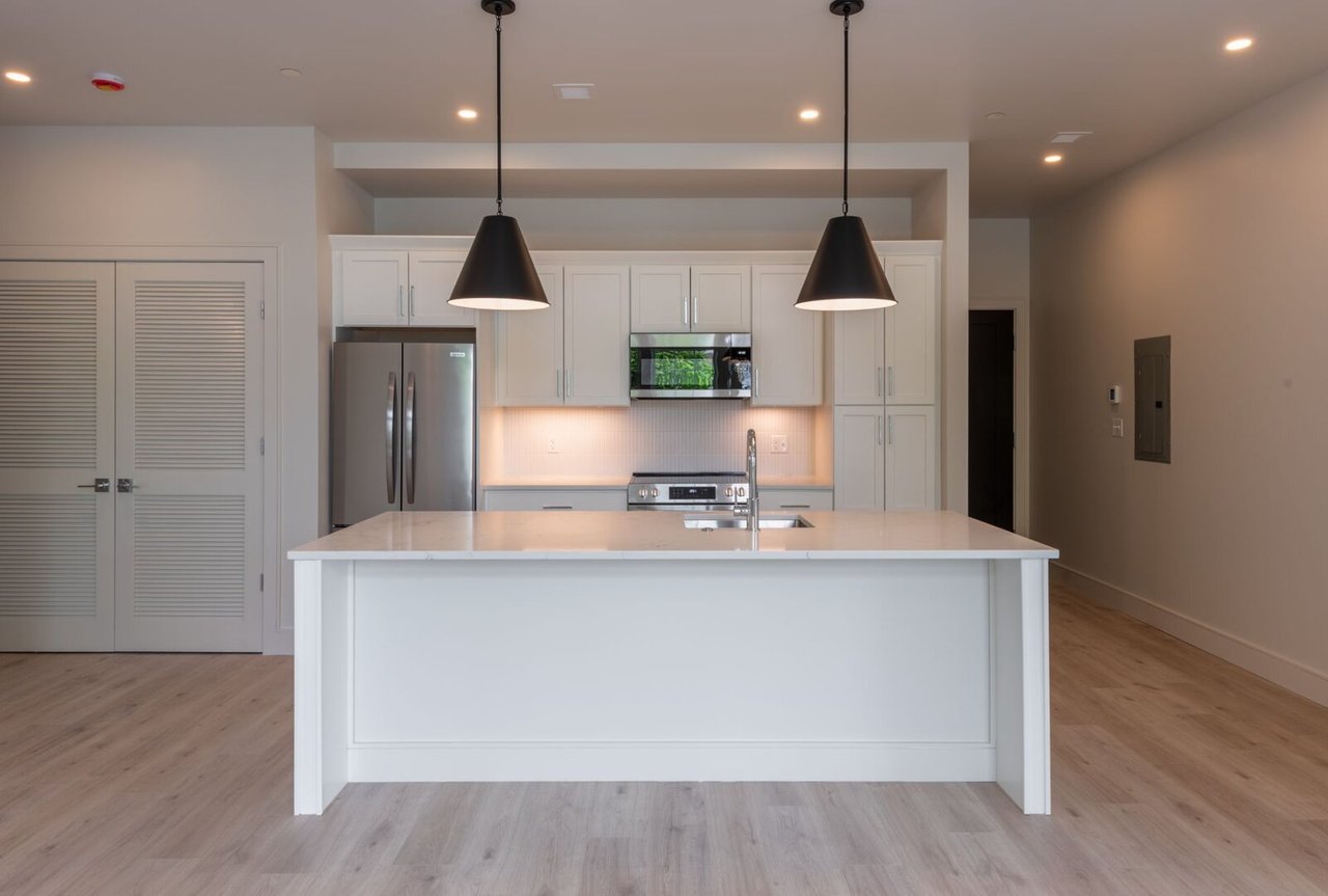 1223 Washington St. Unit 6 Norwood, MA 02062