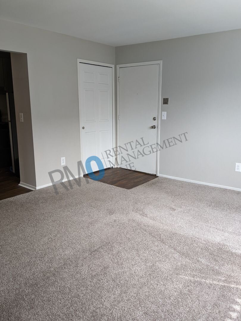 845 Ludlow Ave Apt 203 Rochester, MI 48307
