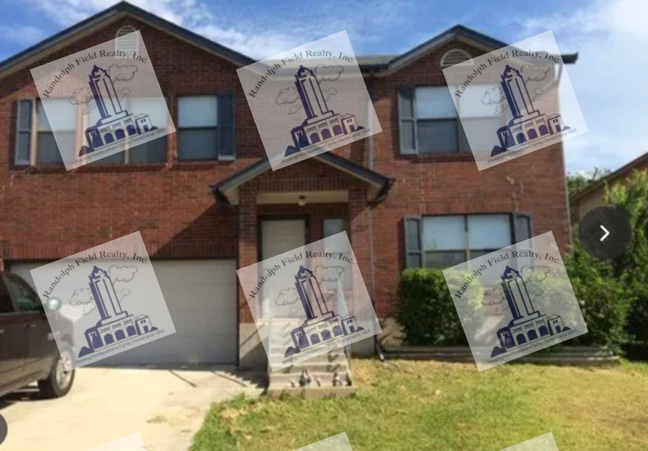 8115 GRIMCHESTER CONVERSE, TX 78109