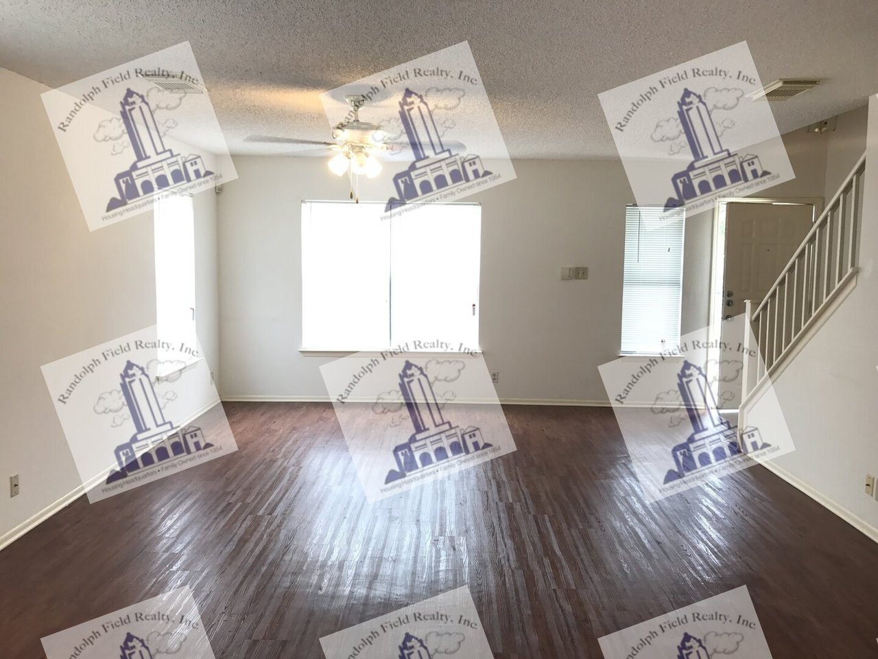 8115 GRIMCHESTER CONVERSE, TX 78109