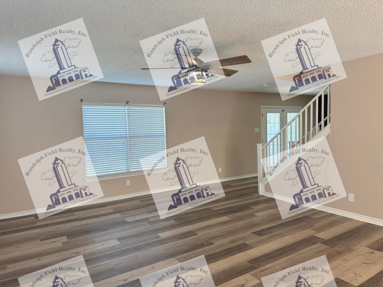 8290 MORNING GROVE CONVERSE, TX 78109