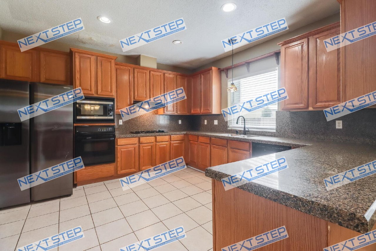 2073 Stone Bridge Dr Biloxi, MS 39532
