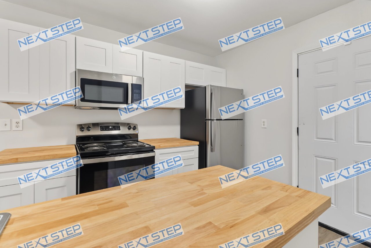 2001 43rd Avenue