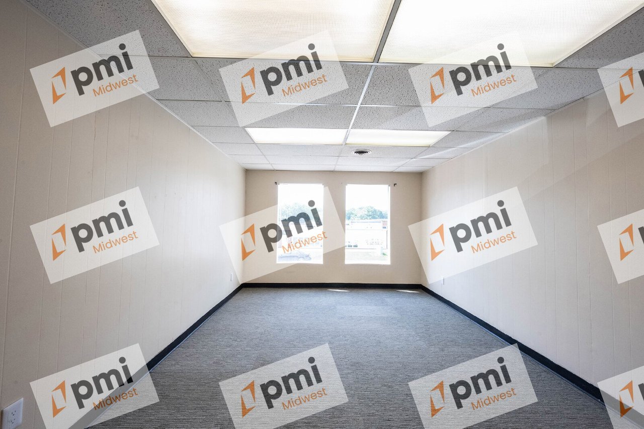 2804 East 55th Place Suite G