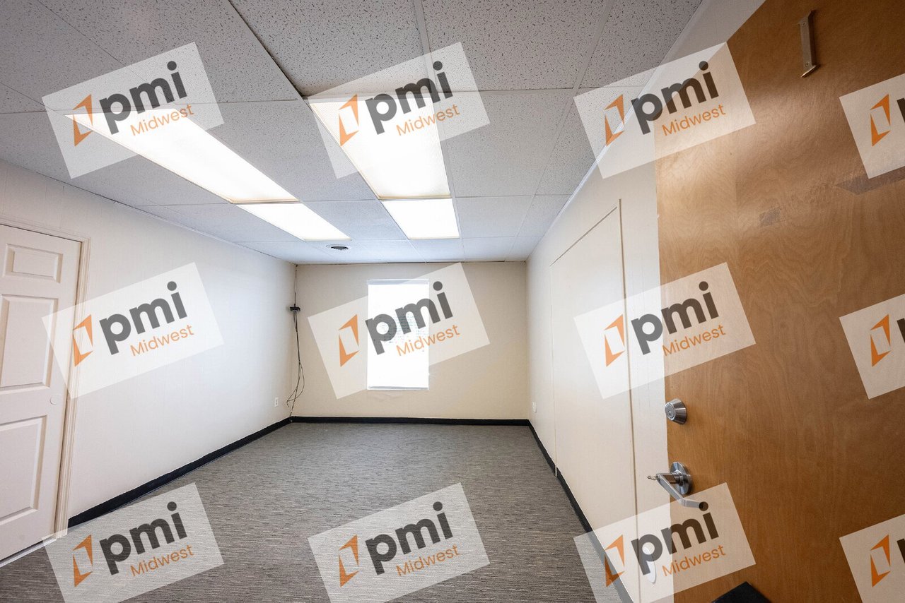 2804 East 55th Place Suite I