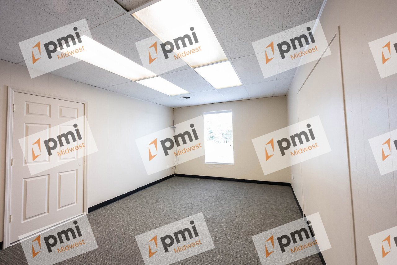 2804 East 55th Place Suite I