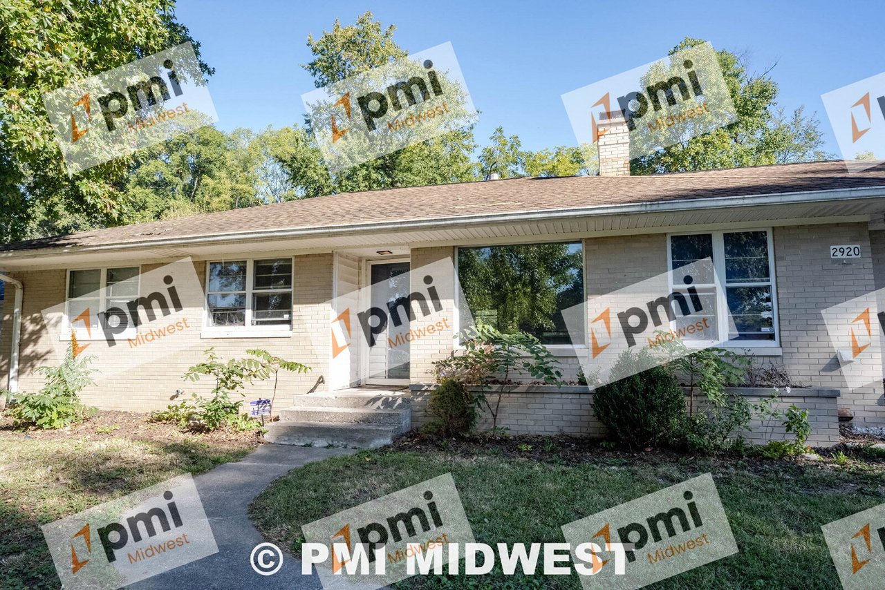 2920 Highwoods Dr E