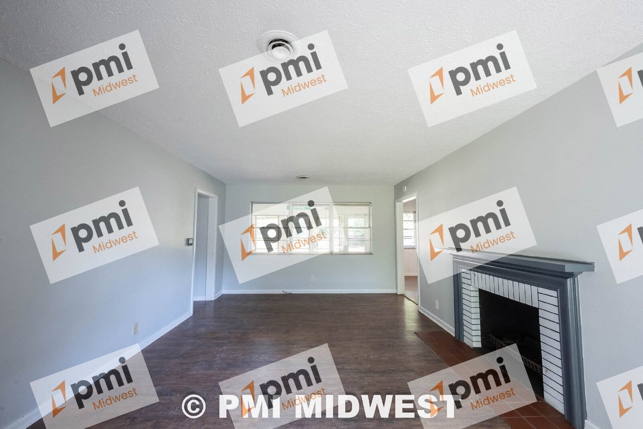 2920 Highwoods Dr E