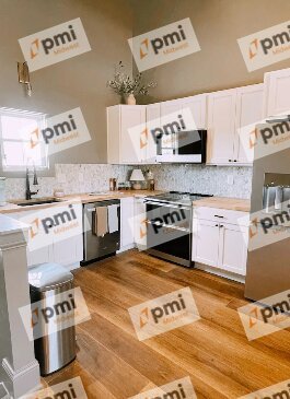 Unit W (Carriage House)