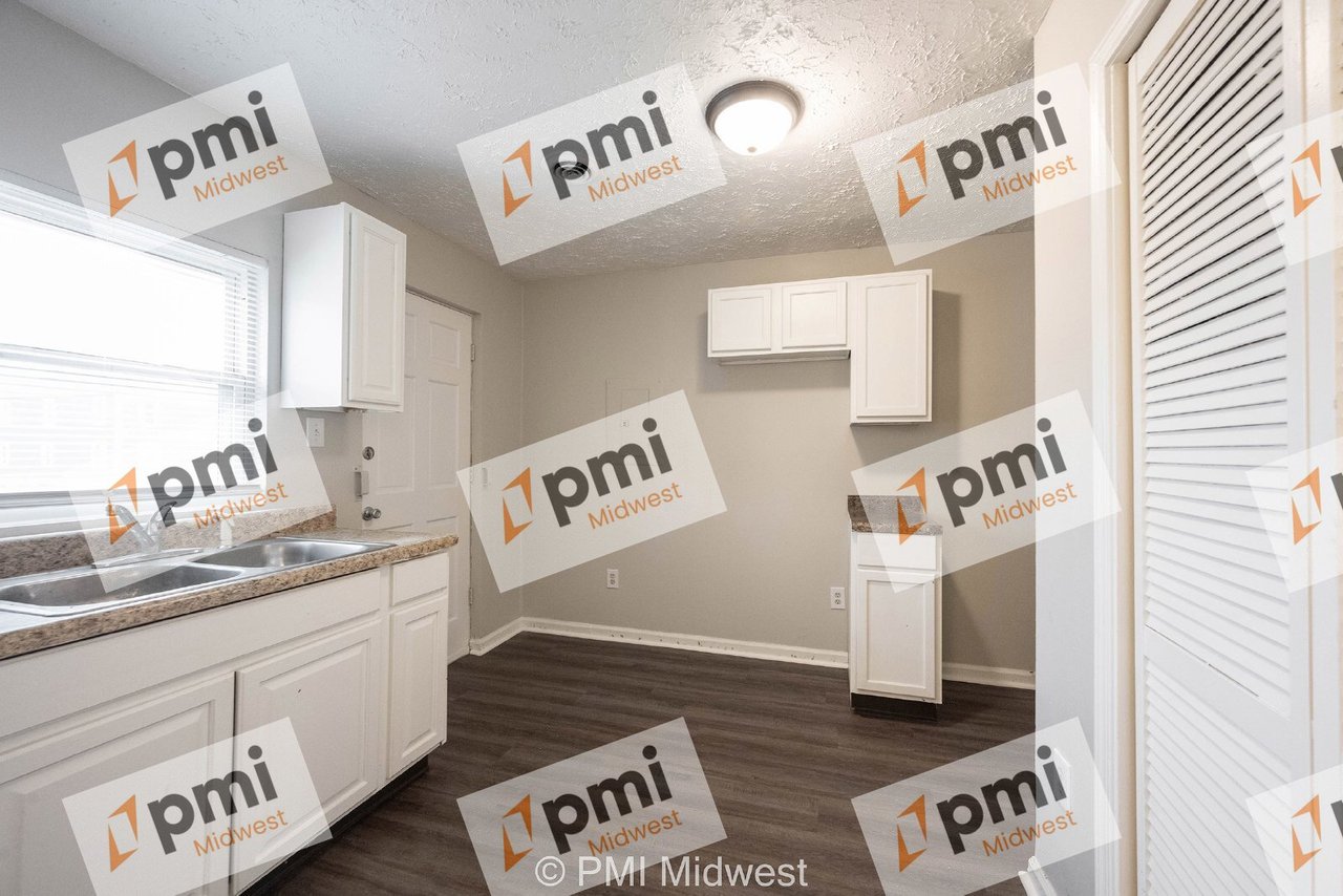 524 W 23rd St Apt 2