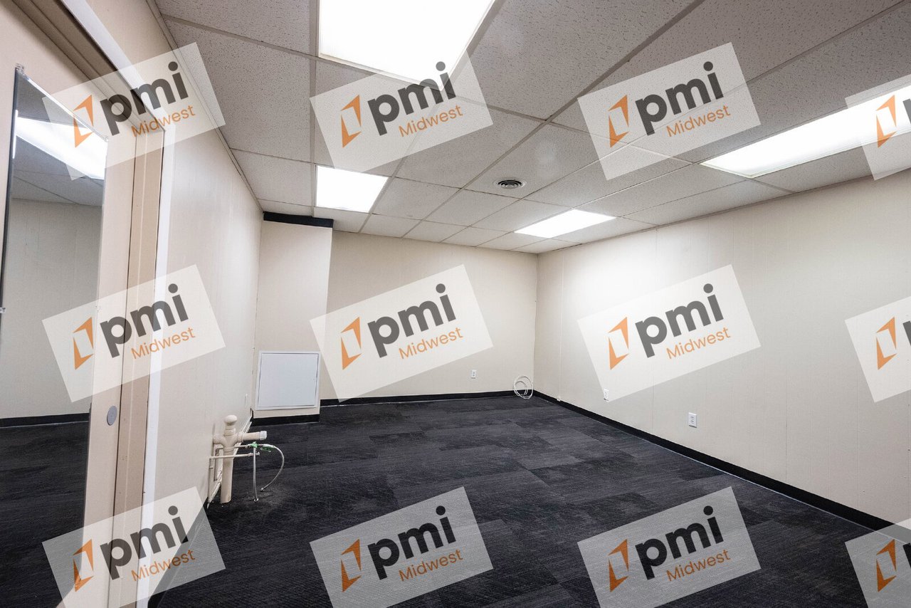 2804 East 55th Place Suite M