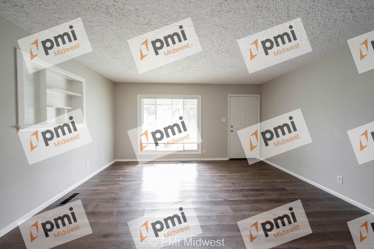 316 S Kenmore Rd