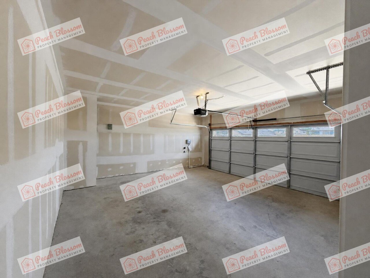 Perlino Way 14817 Unit A **HOA**