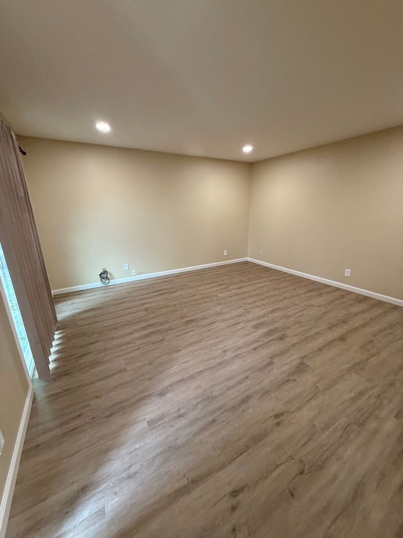204 Kingston Lane  -03 Modesto, CA 95354