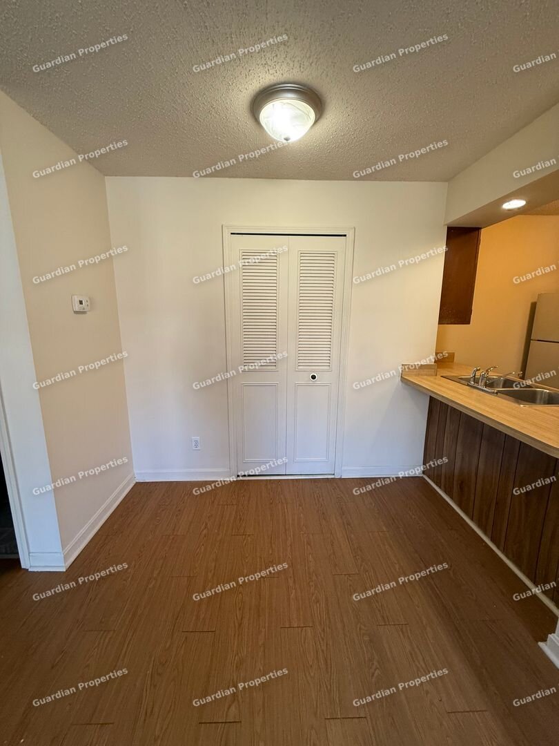 5072 Lakeside Court Evansville, IN 47712