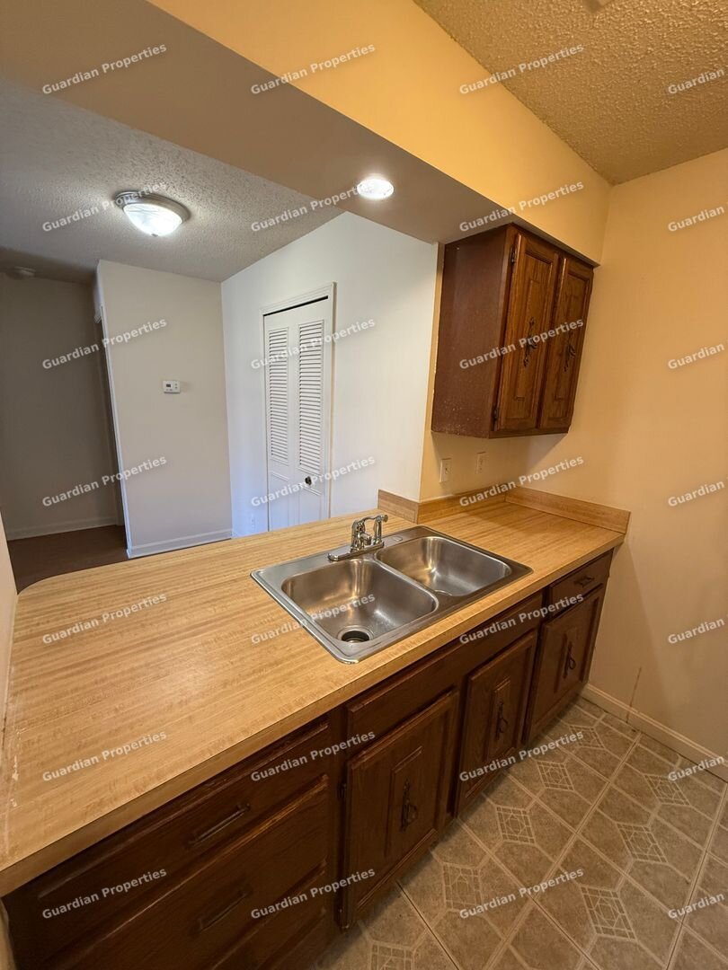 5072 Lakeside Court Evansville, IN 47712