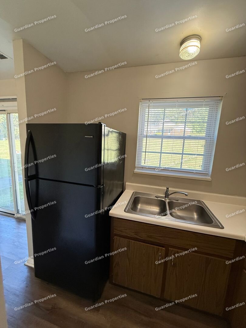 4803 Lakeside Dr. Evansville, IN 47712