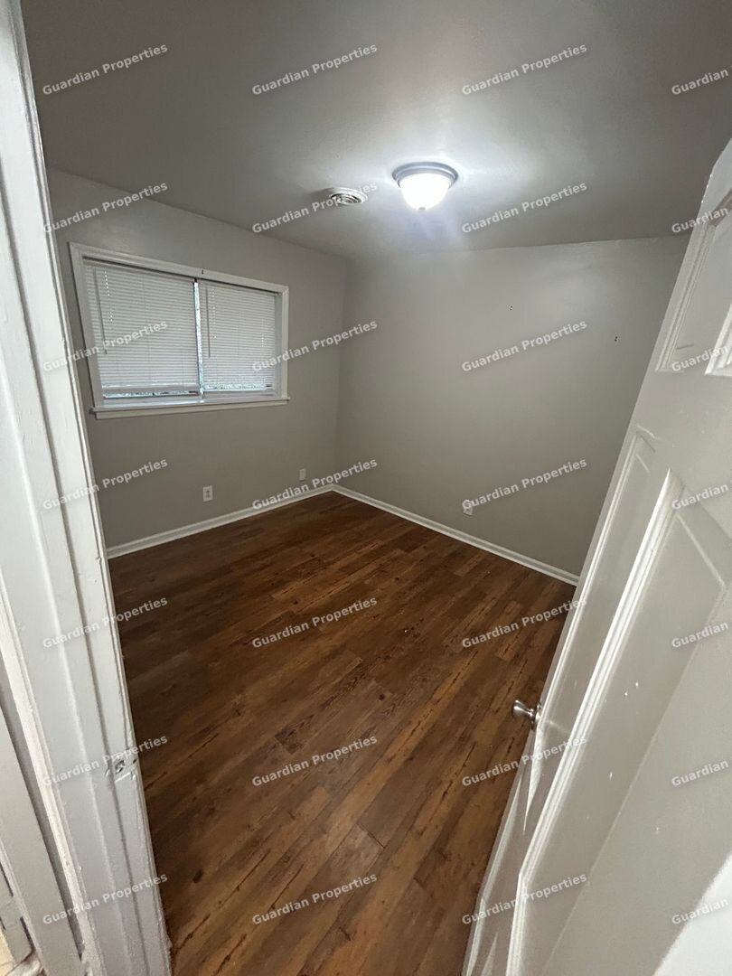 100 Hunt Drive 99-4 Calhoun, GA 30701